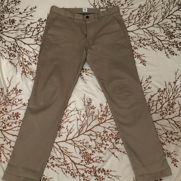 Gap skinny beige khaki pants - Picture 1 of 3